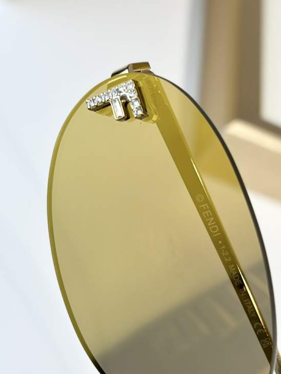 Picture of Fendi Sunglasses _SKUfw79722155fw